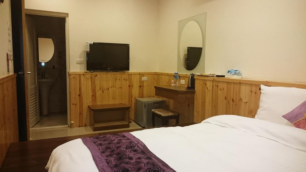 Nantou Sun Moon Lake Crystal B&B מראה חיצוני תמונה