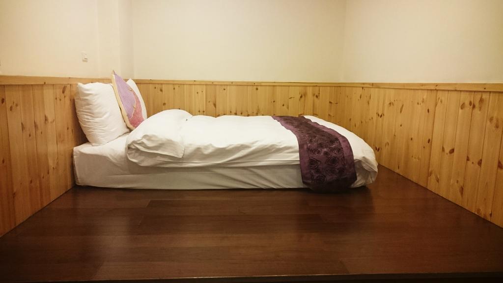 Nantou Sun Moon Lake Crystal B&B מראה חיצוני תמונה